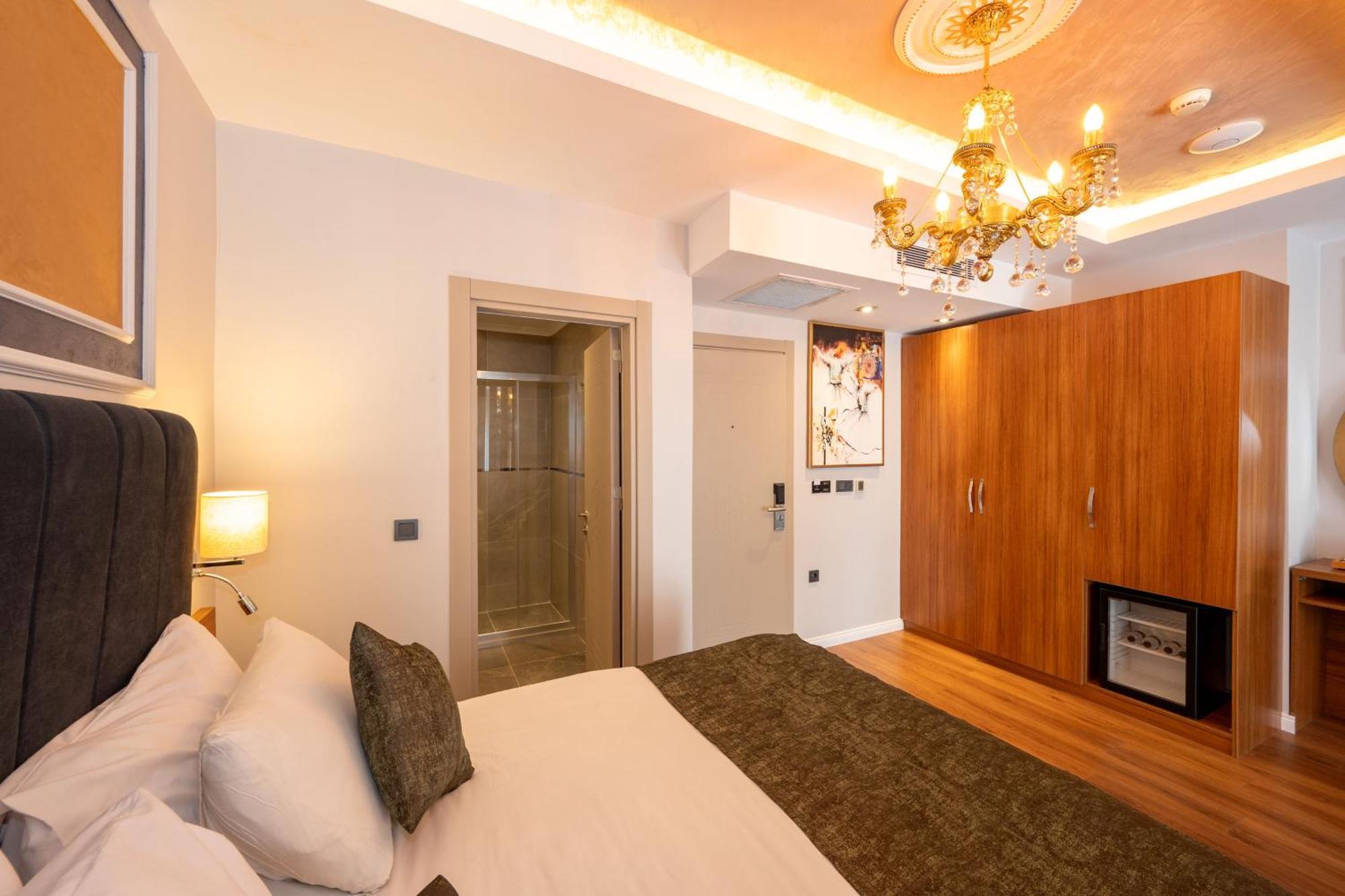 Hotel Harmony & Istambul