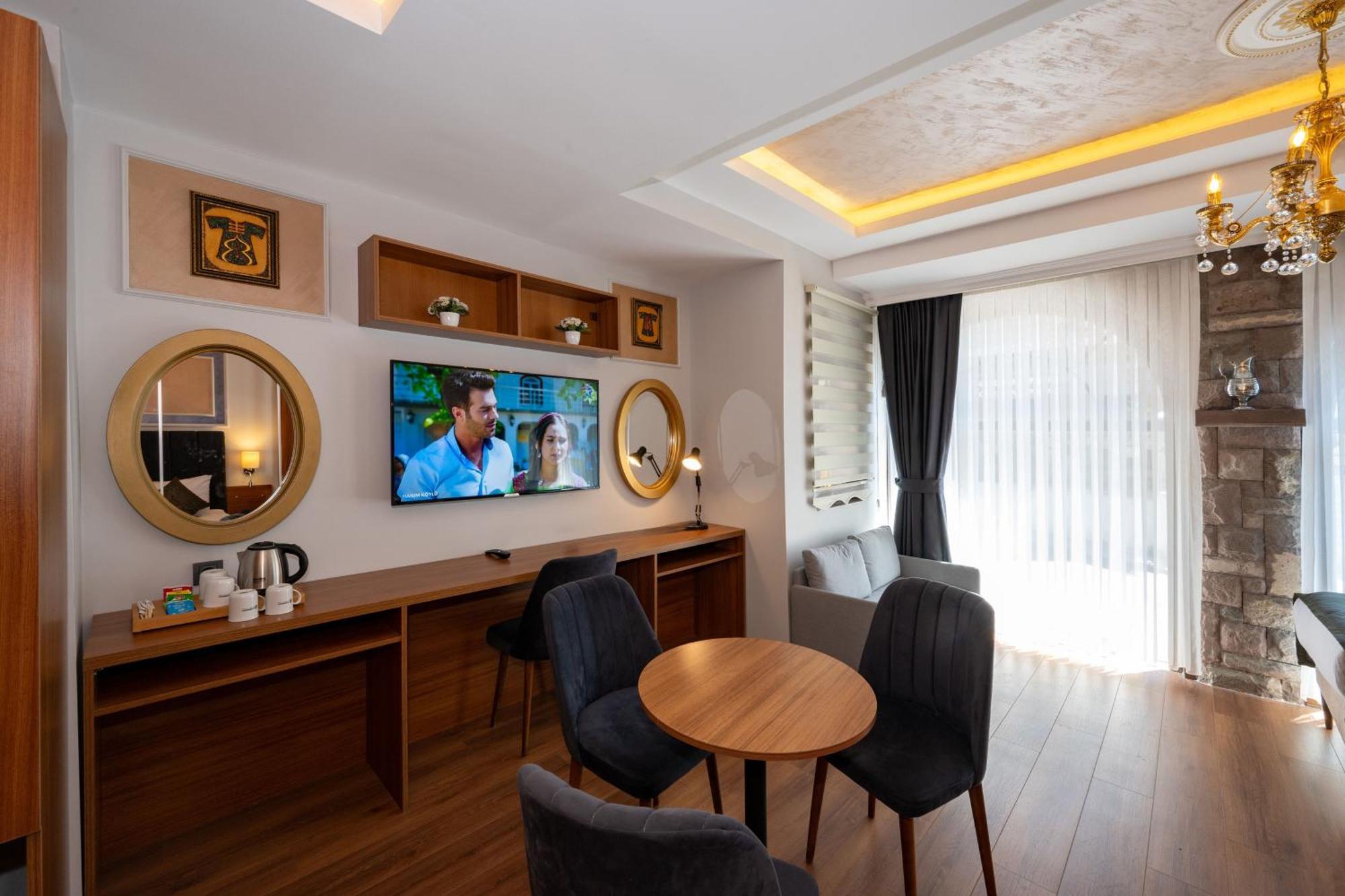 Harmony & Hotel Istanboel