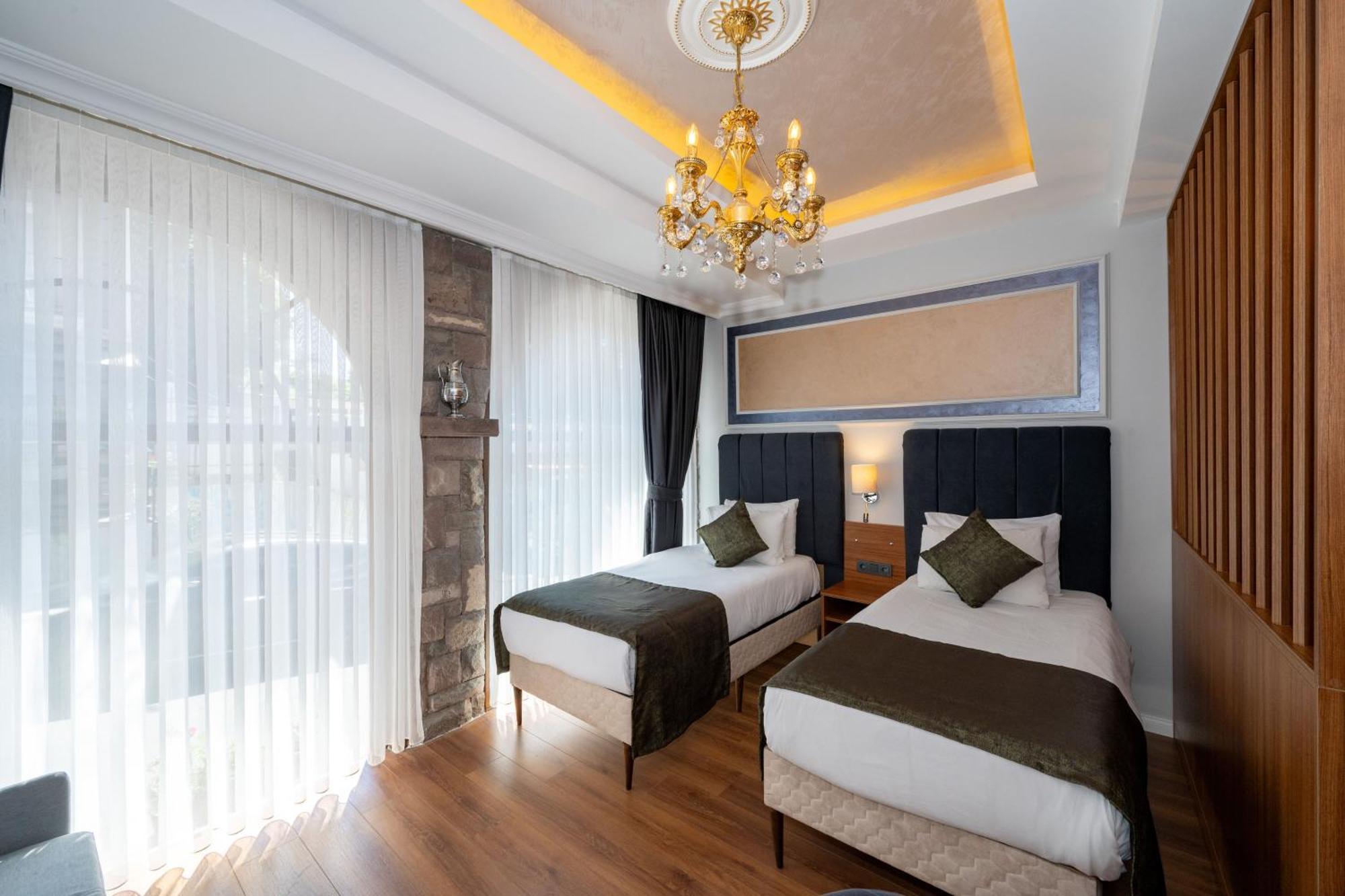 Harmony & Hotel Istanboel